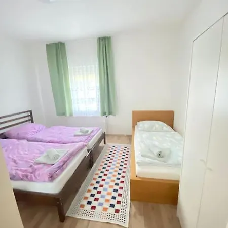 Family-Friendly House In Vienna'S Suburbs! Apartment Guntramsdorf Exterior photo