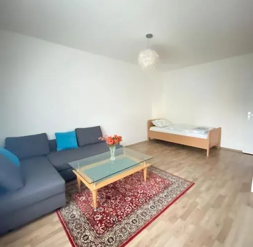 Family-Friendly House In Vienna\'S Suburbs!
