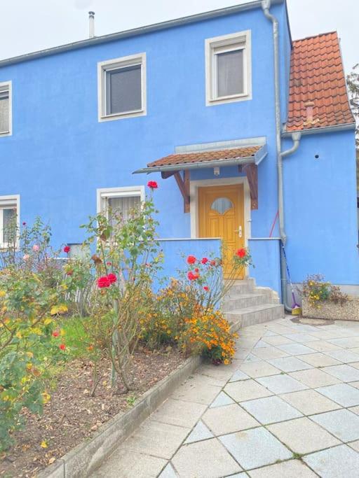 Family-friendly House In Vienna's Suburbs! *